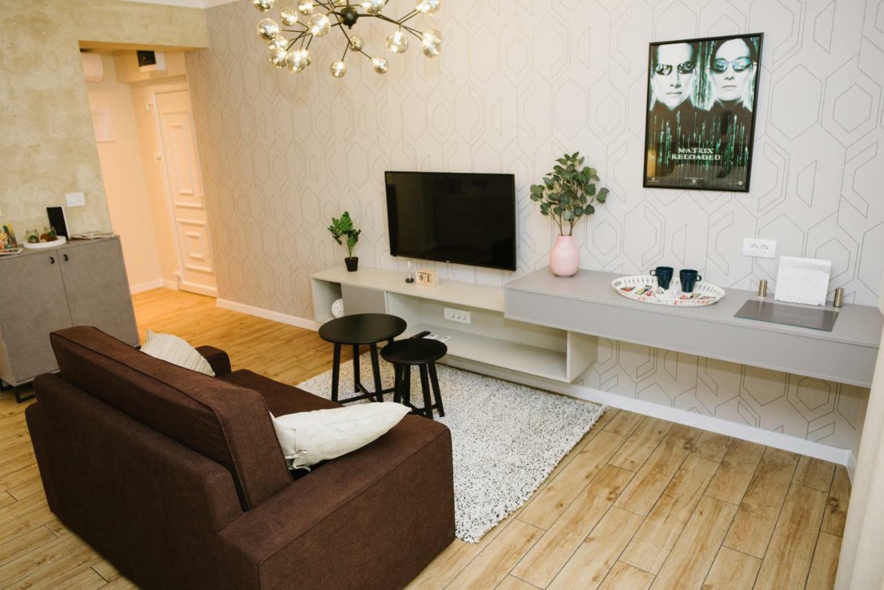 Apartman Donner Centar III ซูโบติกา ภายนอก รูปภาพ