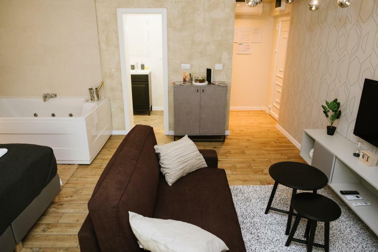 Apartman Donner Centar III ซูโบติกา ภายนอก รูปภาพ